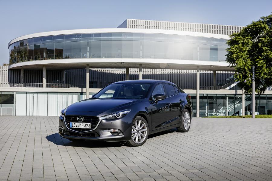  Mazda3 Sedan 2016 года  (WW) (фото 23 из 37)